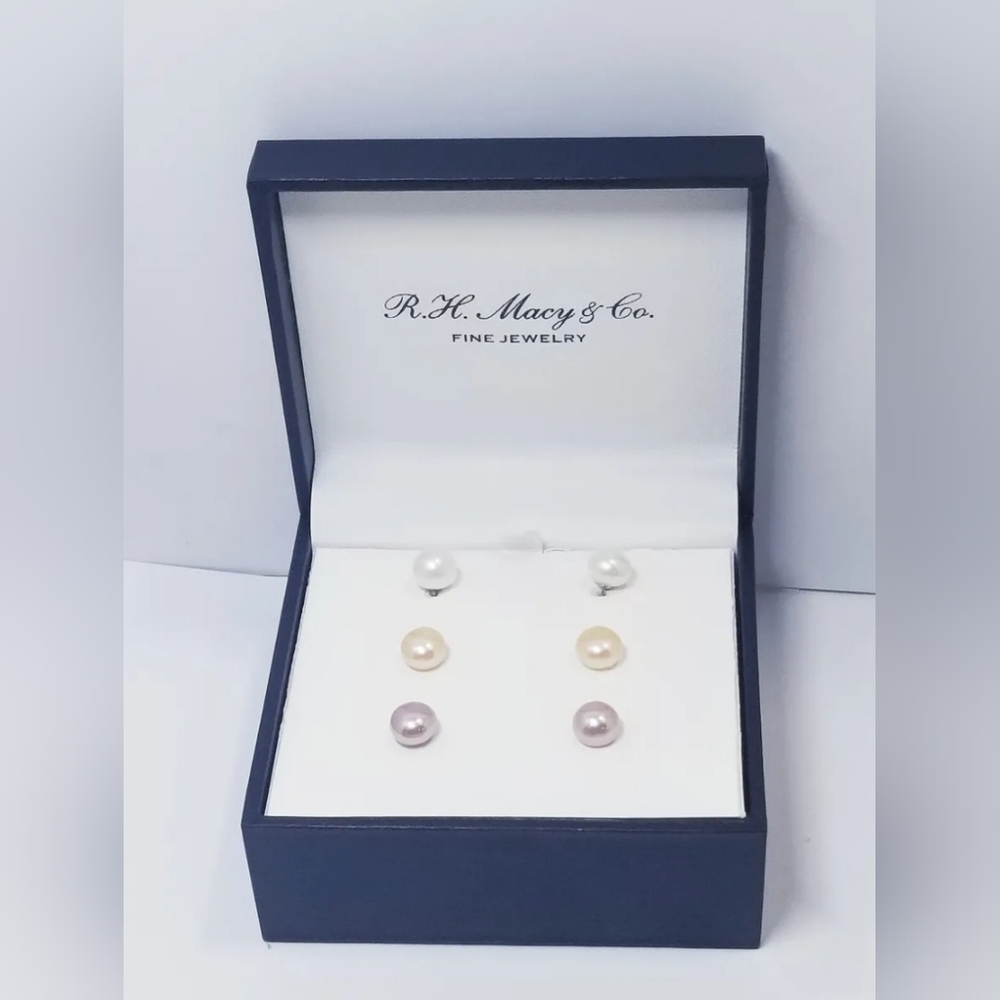 R. H. Macy & Co. Cultured Fresh Water Pearl Set-3pc